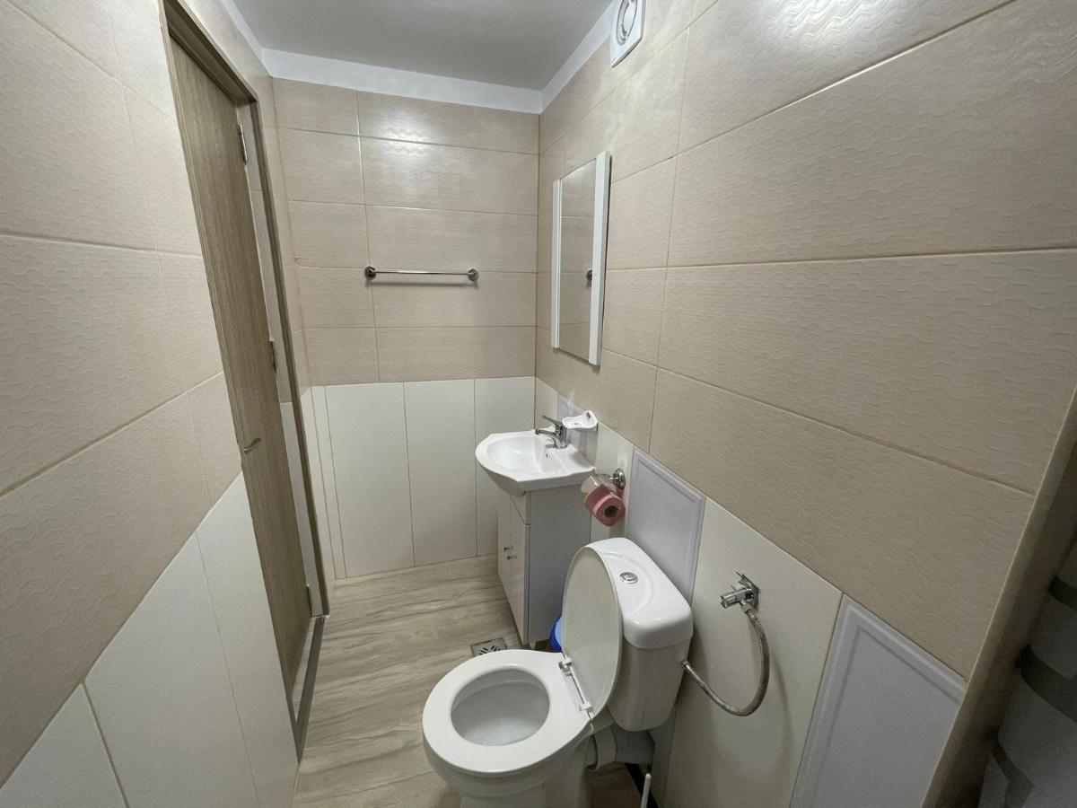 Hotel Le Baron Timisoara Esterno foto